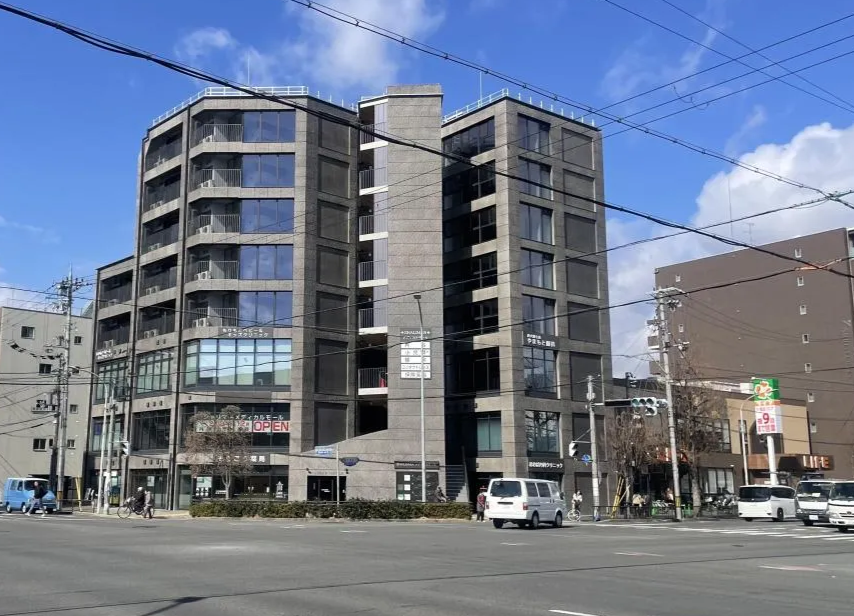 【京都市下京区】西大路通と七条通の交差点角地のクリニックモール